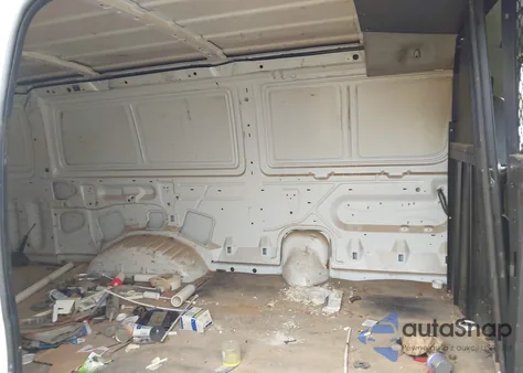 2003 Ford E-250 Commercial/Recreational z USA, uszkodzony, nr VIN 1FTNS24L73HC05806